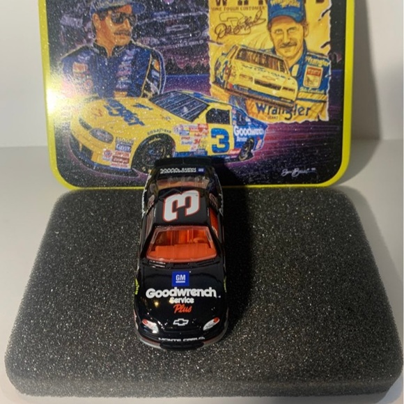 Dale Earnhardt collectible Bass Pro car set tin new - Picture 5 of 10